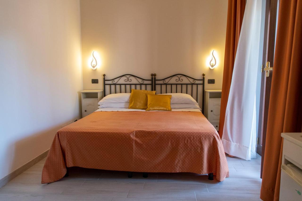 Antelima B&B Taormina Bagian luar foto