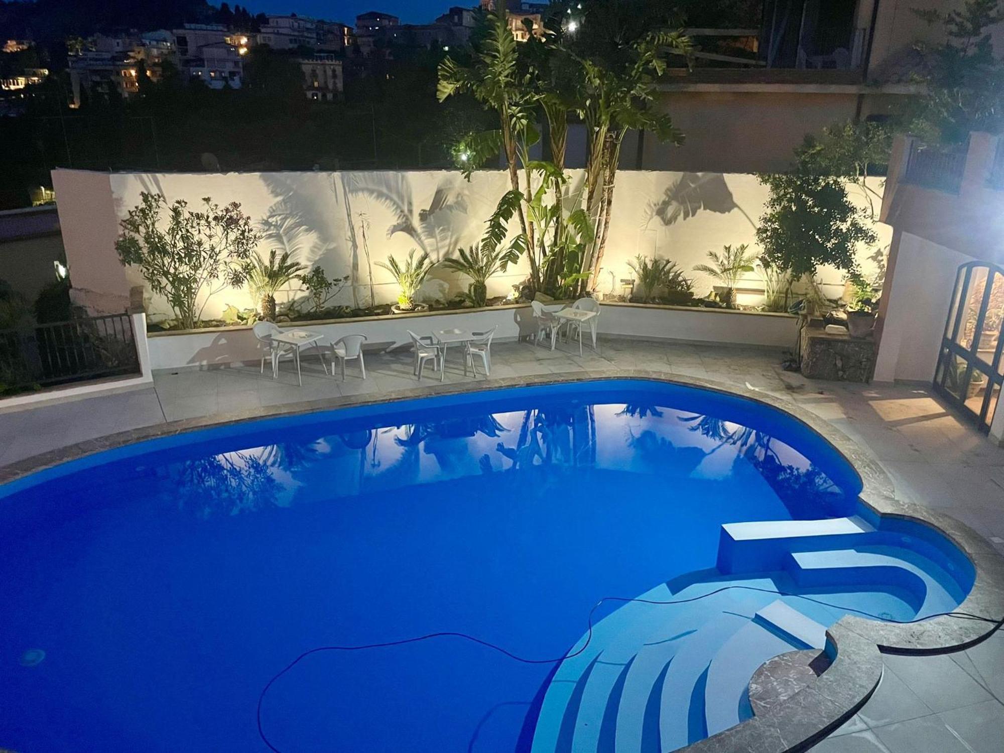 Antelima B&B Taormina Bagian luar foto