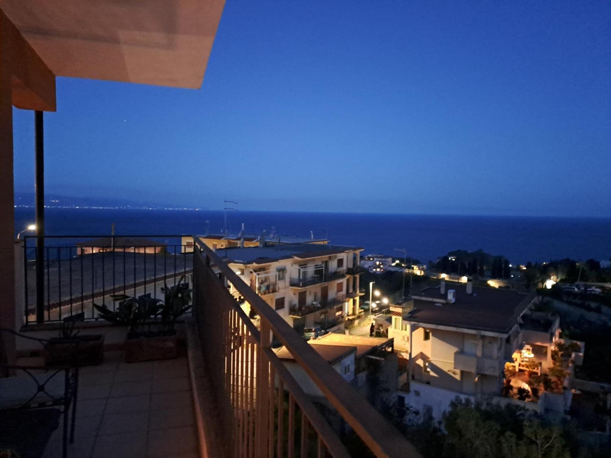 Antelima B&B Taormina Ruang foto
